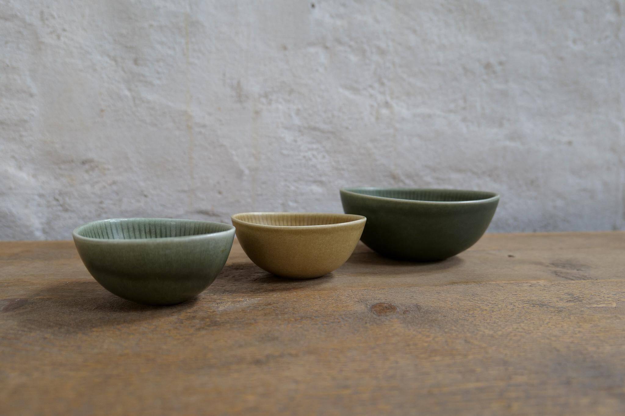 Mid-century Scandinavian set of 8 vases and bowls Rörstrand Ritzi Gunnar Nylund
