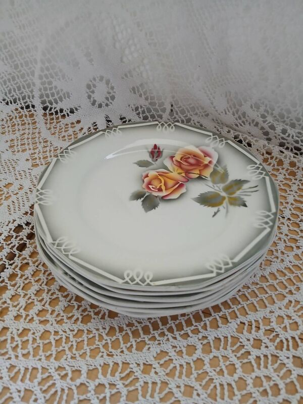 6 assiettes plates Digoin et Sarreguemines