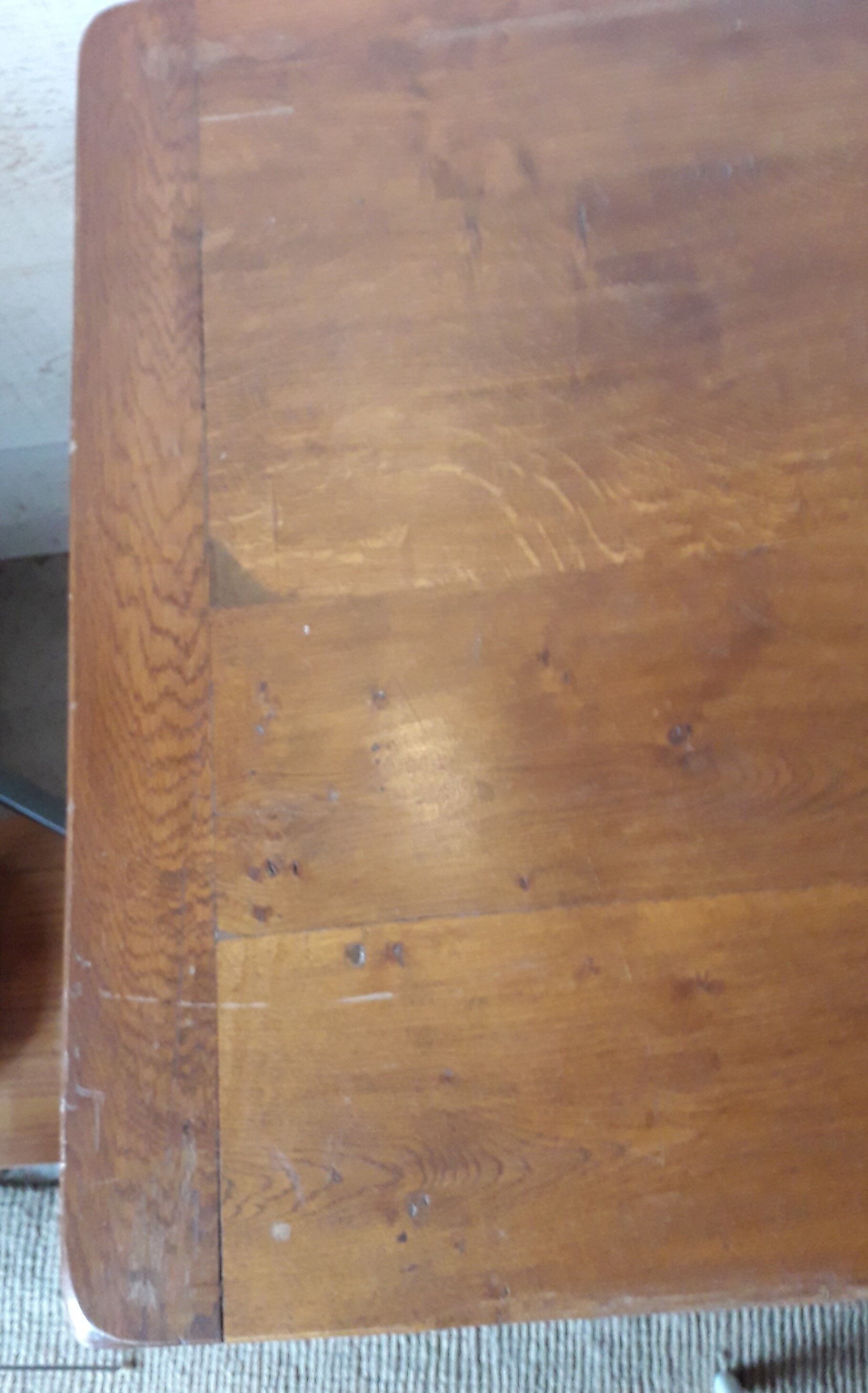 Farm table