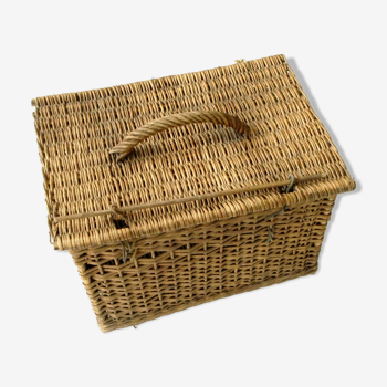 Old wicker suitcase basket with lid - Bicycle luggage rack