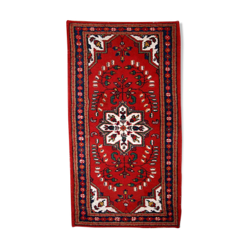 Vintage Persian Carpet Hamadan handmade 70cm x 136cm 1970s, 1C779