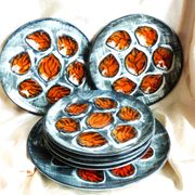 Hand-painted oyster plates - Plates from Pornic, France