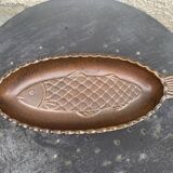 Glazed ceramic dish with fish pattern in relief friesbud melitta germany katen geschler 70