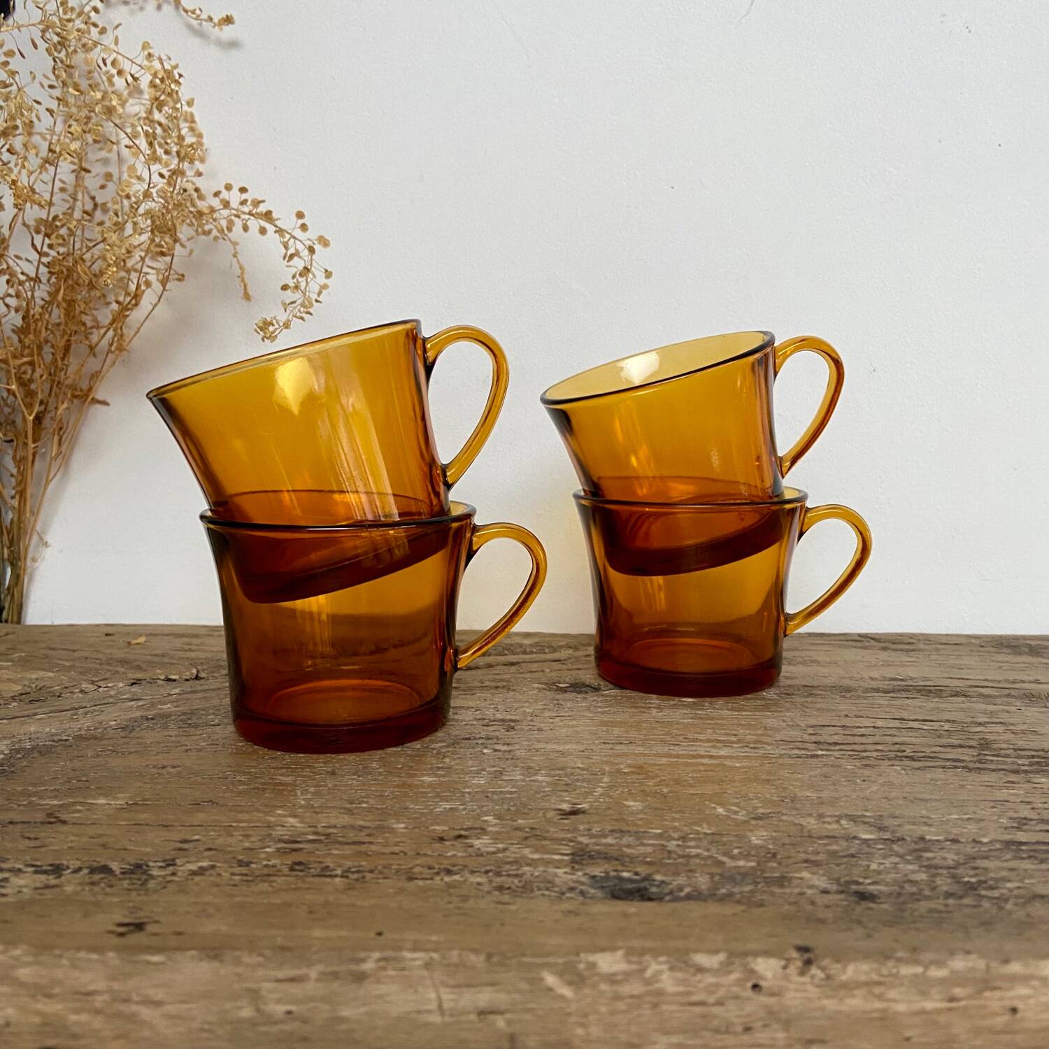4 amber Duralex cups