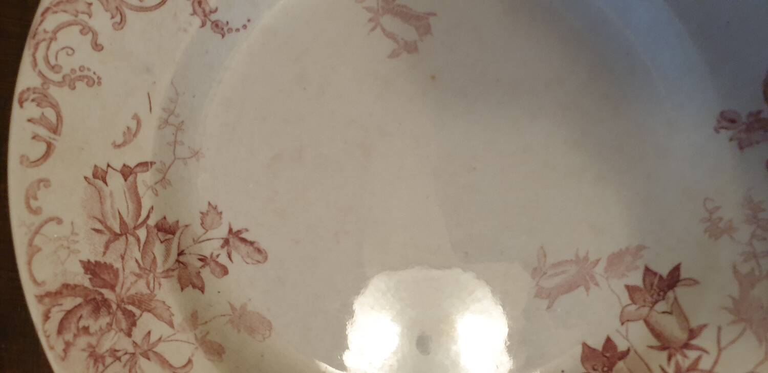 Four St Amand and Hamage flat plates