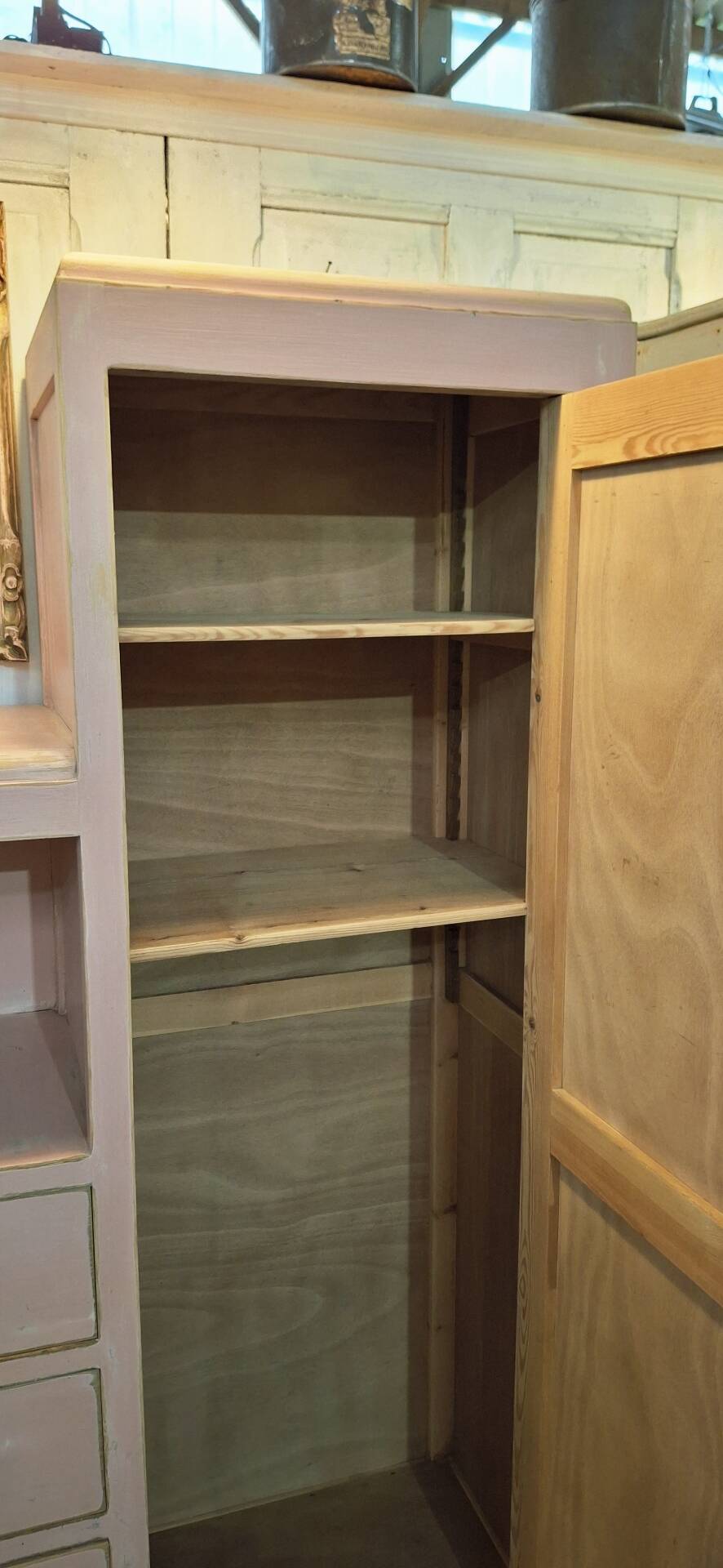 Asymmetrical wardrobe
