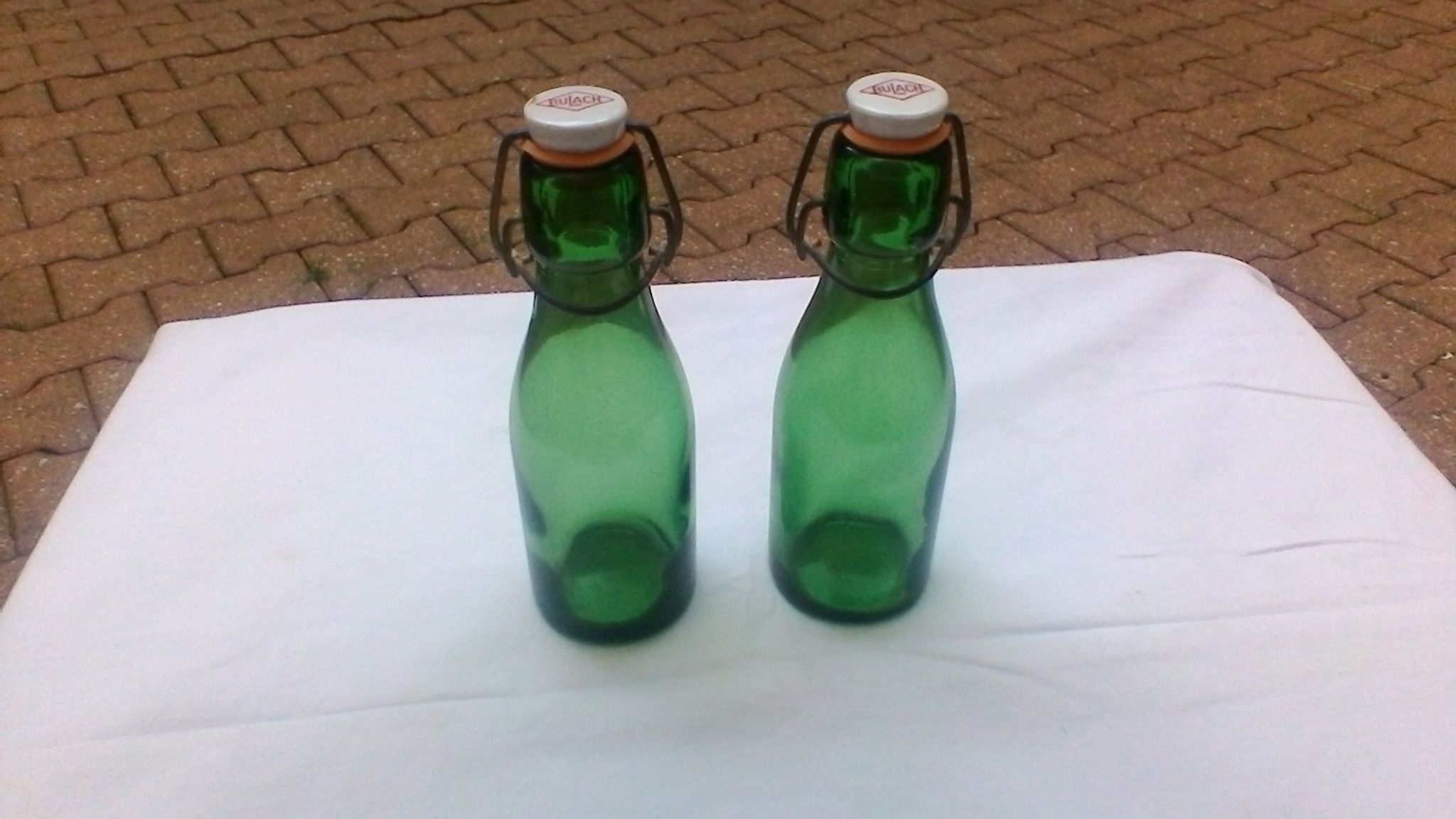 Paire de 2 bouteilles en verre Bulach