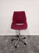 Chaise de bureau pivotante rouge des années 1970