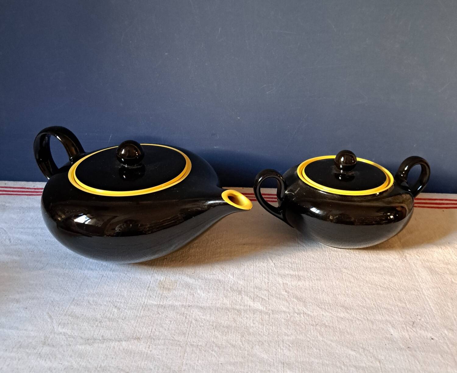 Trio 50's théière