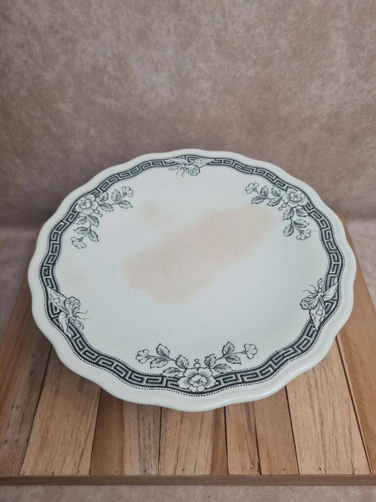 English footed compote B.w.m & Co model Lima – English ironstone circa 1868