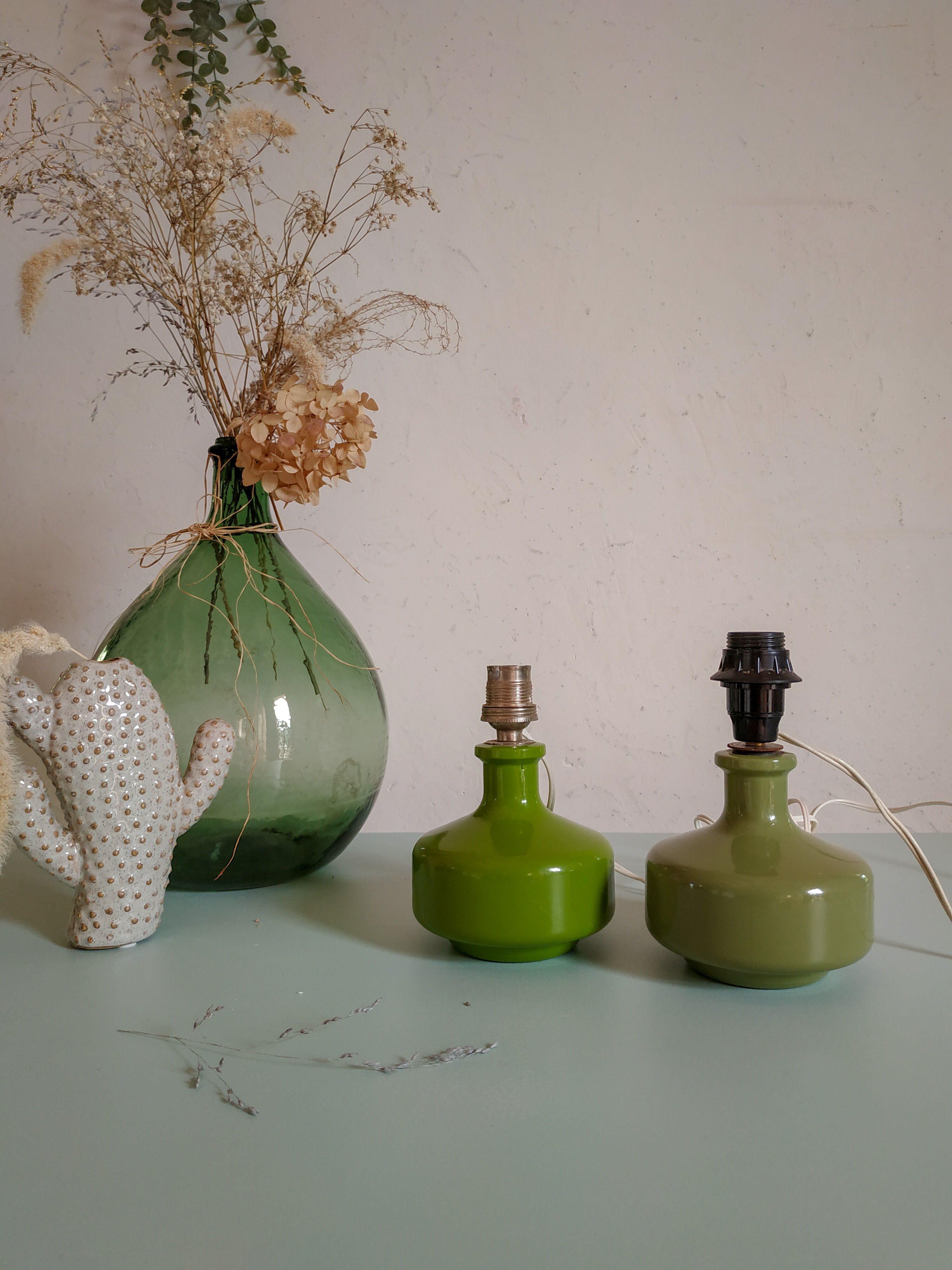 Pair of green vintage lamp feet