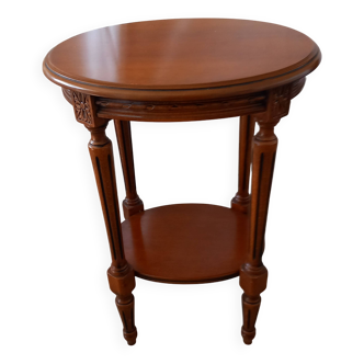 Nesting table