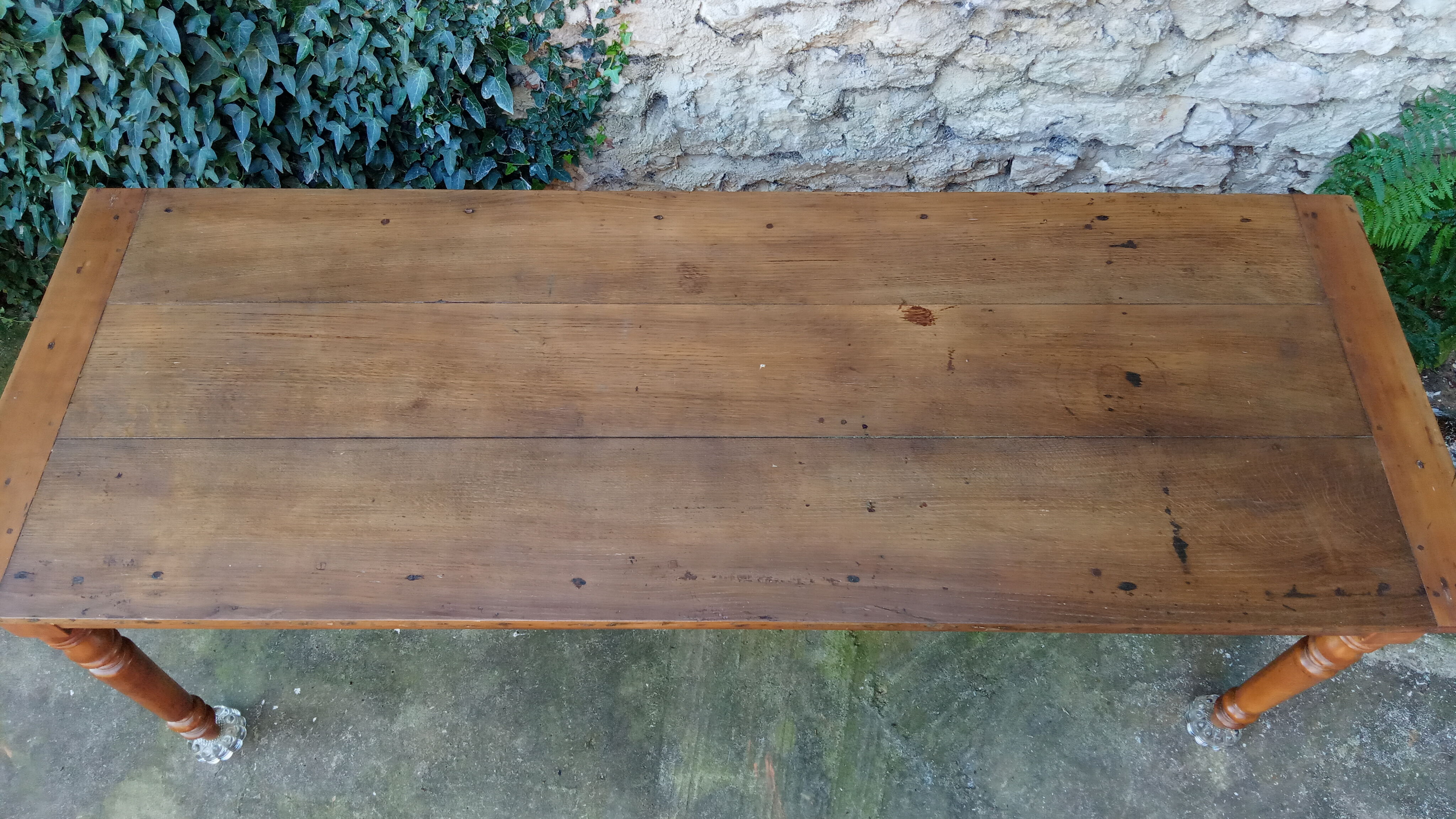 Oak farmhouse table turned legs