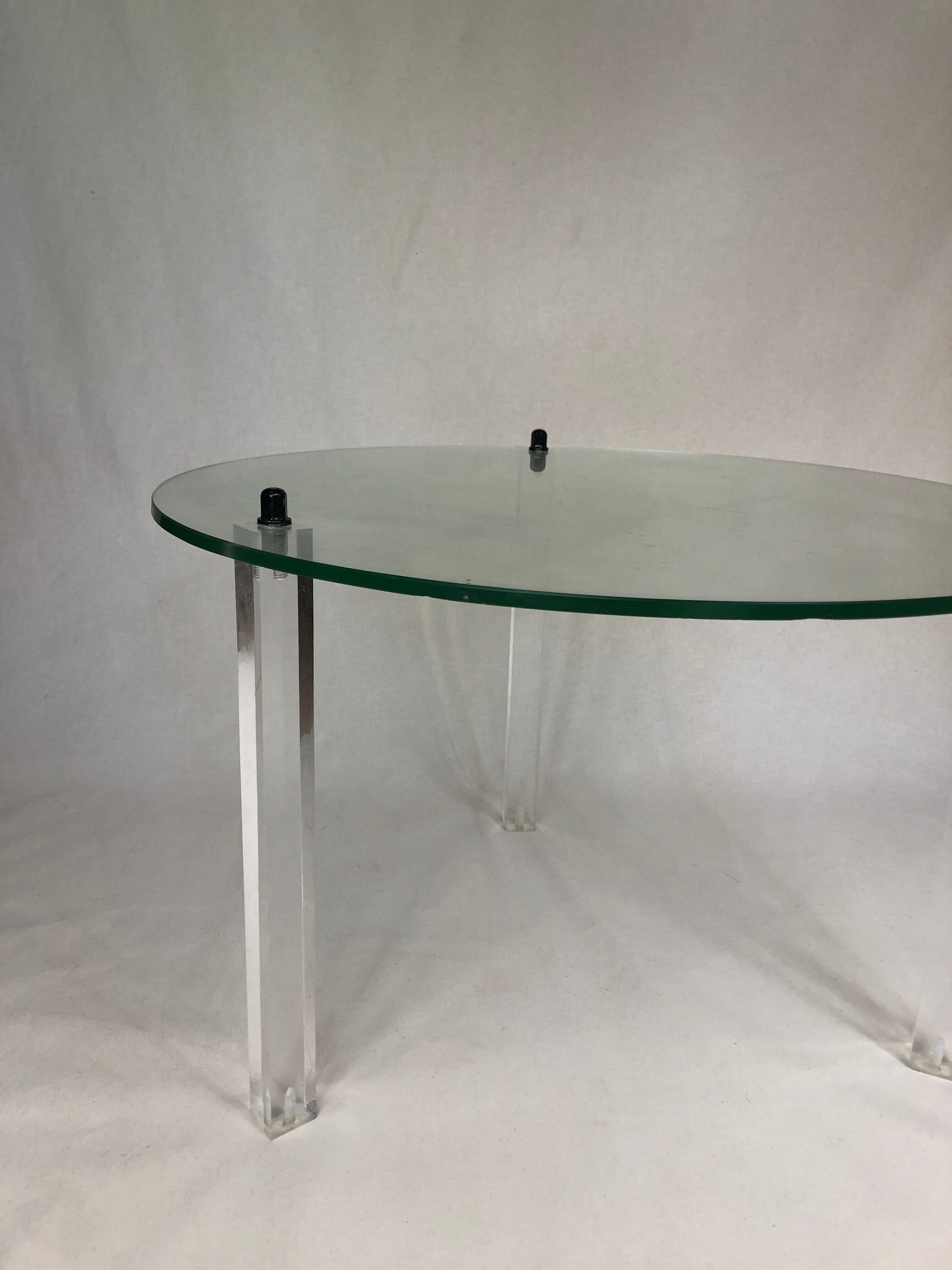 Vintage round coffee table in glass and plexiglass