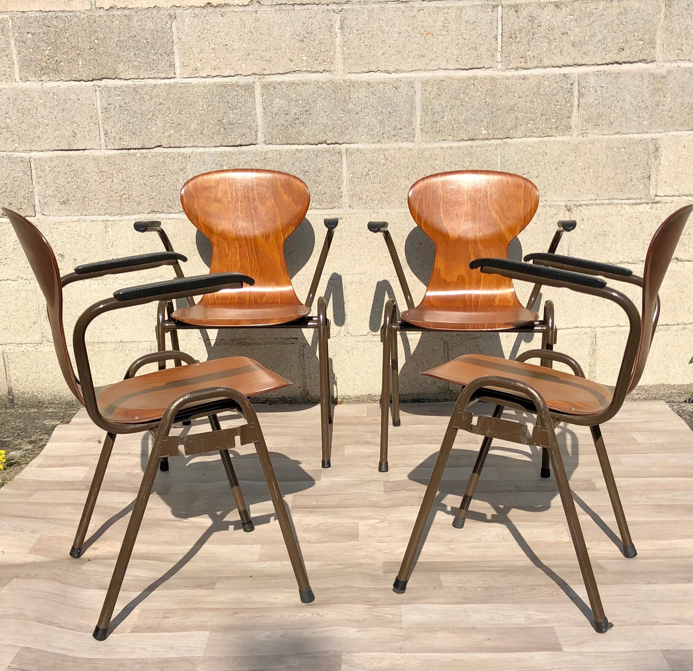 Lot de 4 Fauteuils/ Chaises Eromes Fourmi vintage