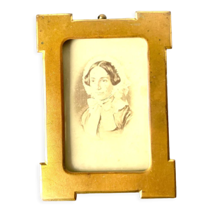 Cadre photo en métal antique doré