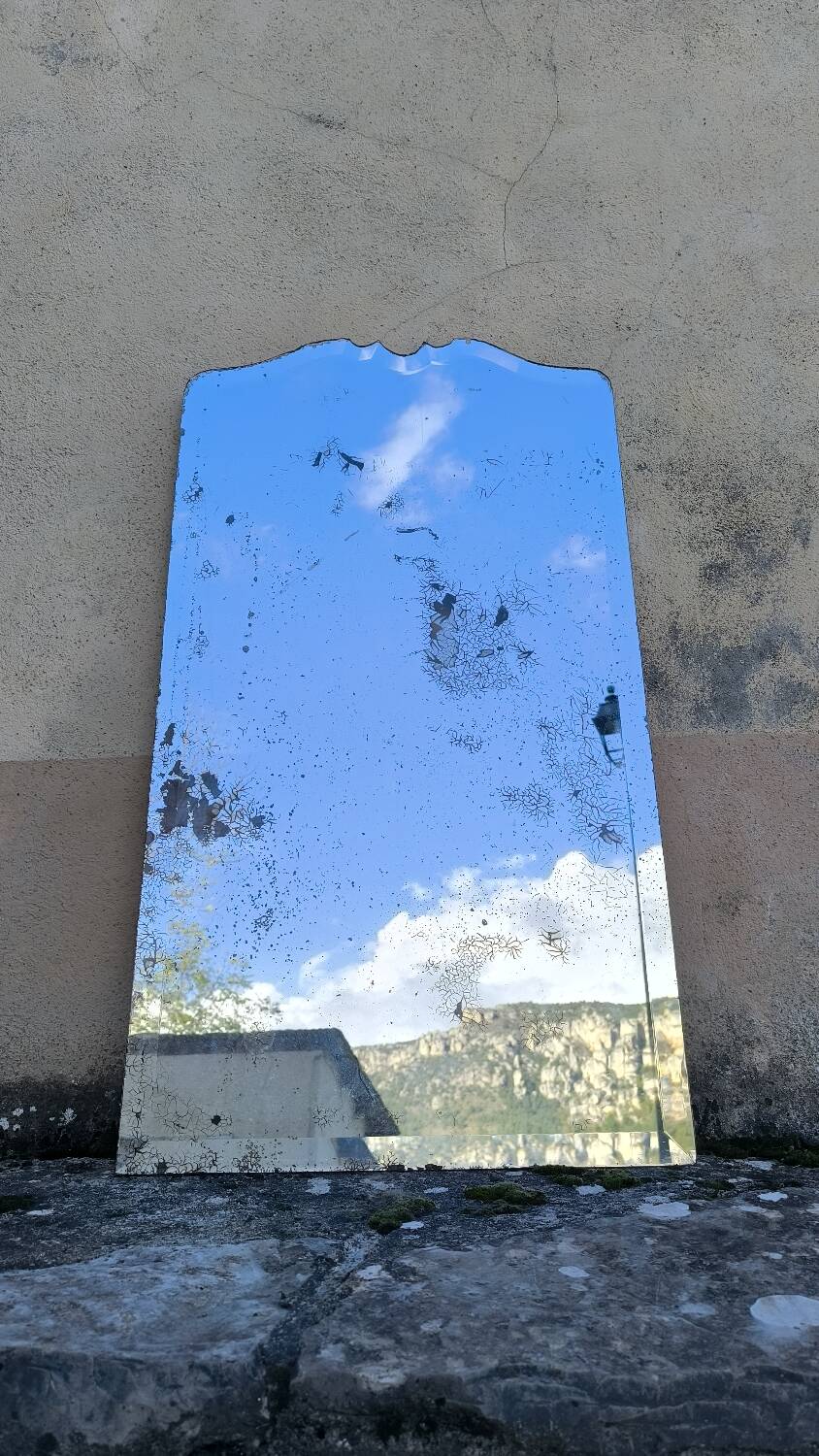 Beveled mirror 124 x 70