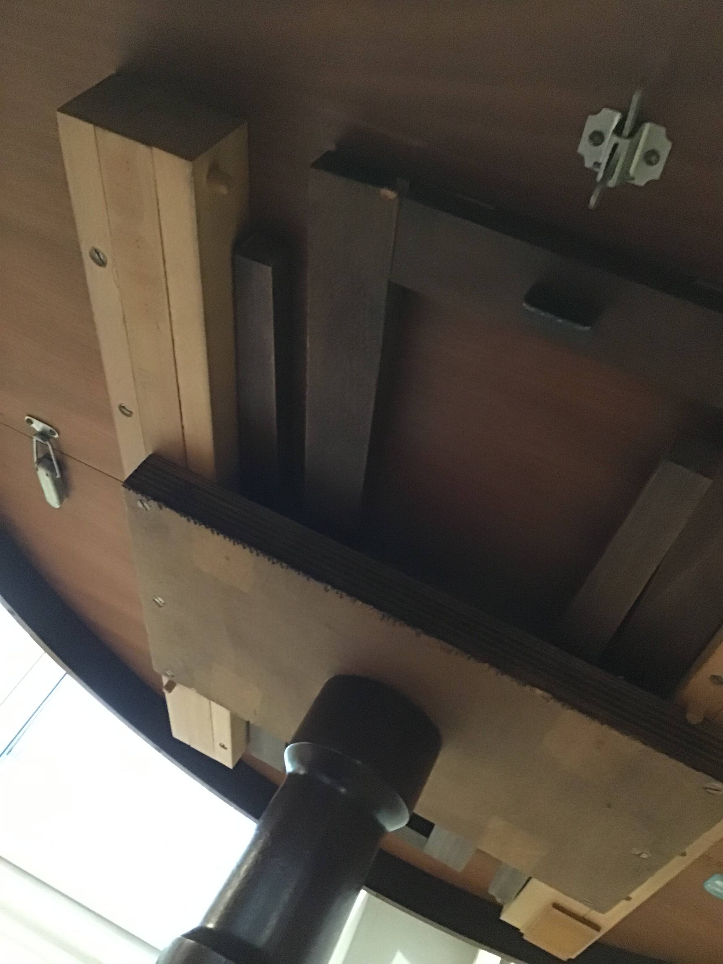 English style dining table