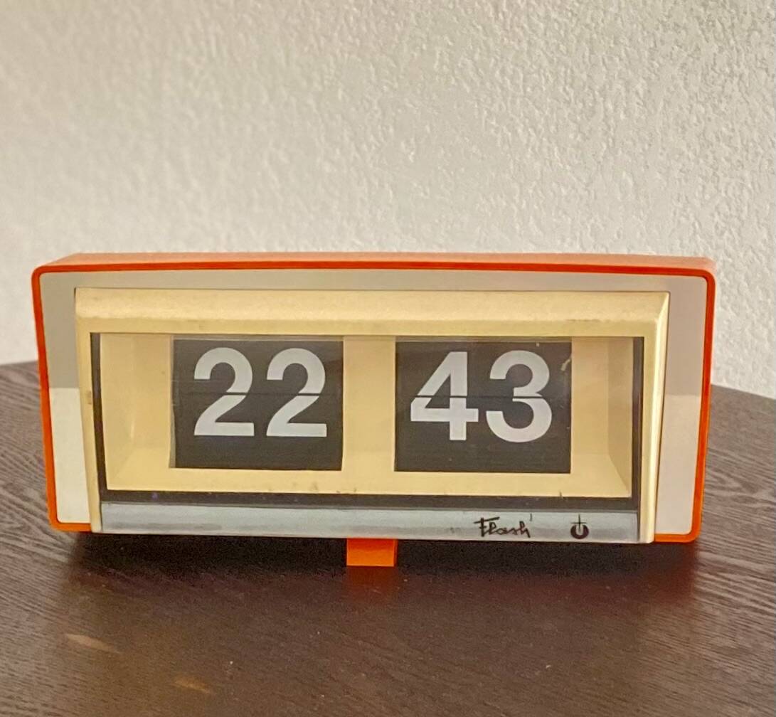 70's orange flip flap flash clock