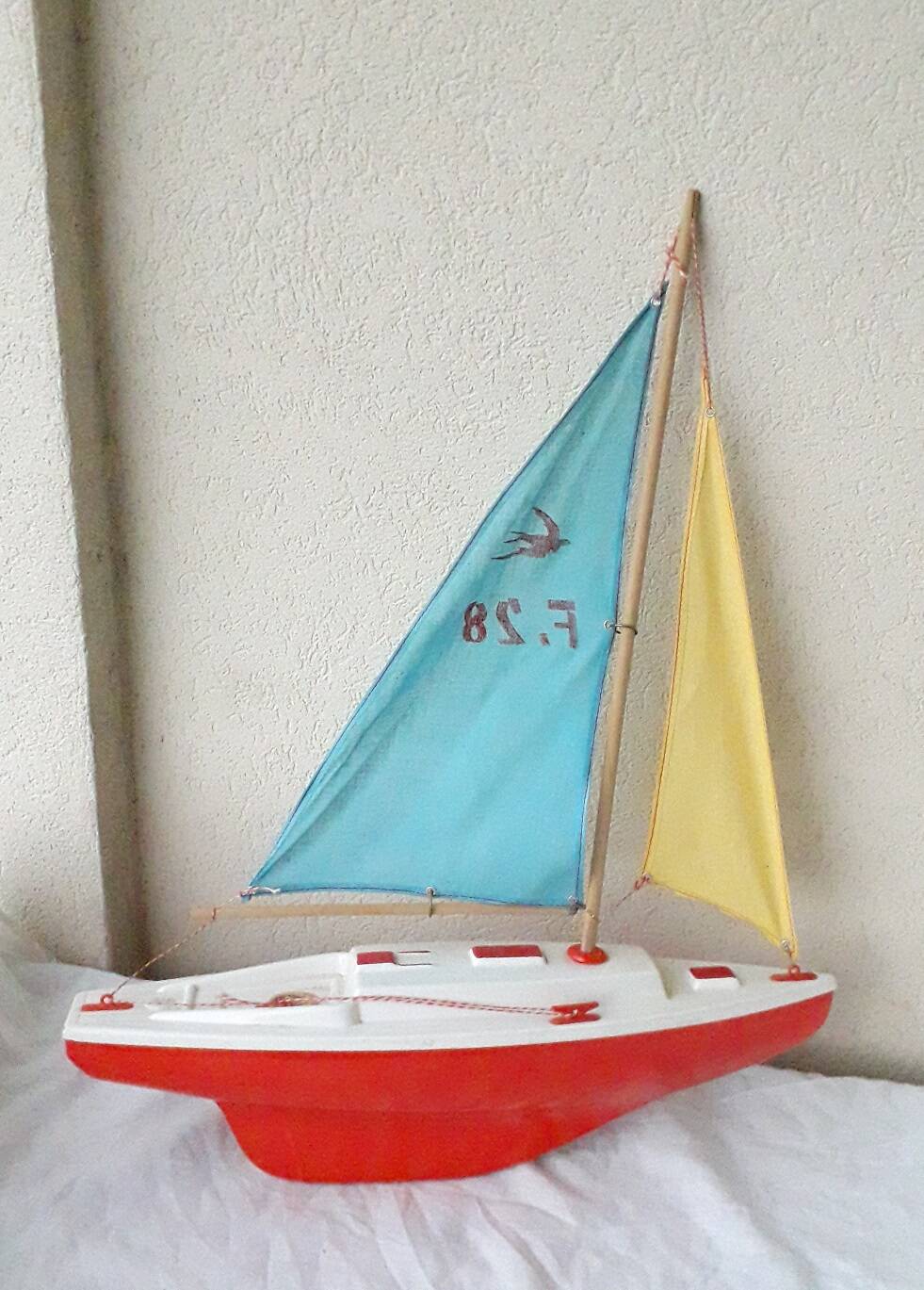 Basin sailboat