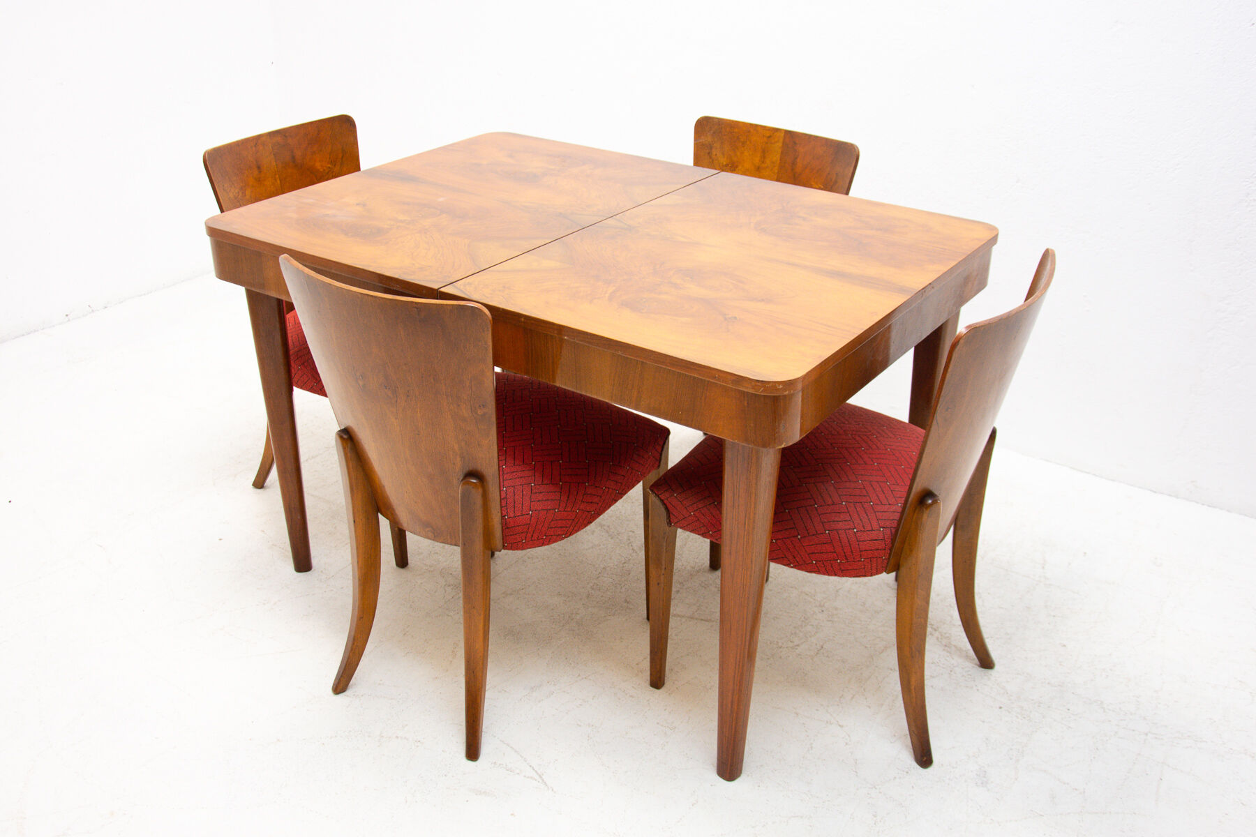 Adjustable dining table by Jindřich Halabala, 1950s