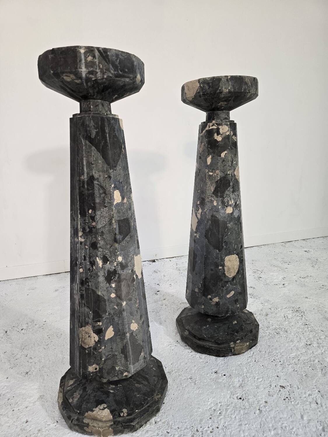 Pair of Art Deco marble columns 1900