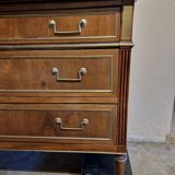 Mahogany commode with mahogany veneer from the Louis XVI period - late 18th century.