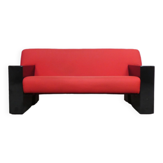 Artifort model 750 - Sandwich sofa - Red Kvadrat