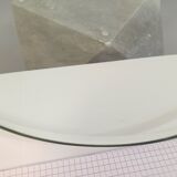 Vintage vignelli oval italian coffee table for casigliani in marble and glass from the 70s