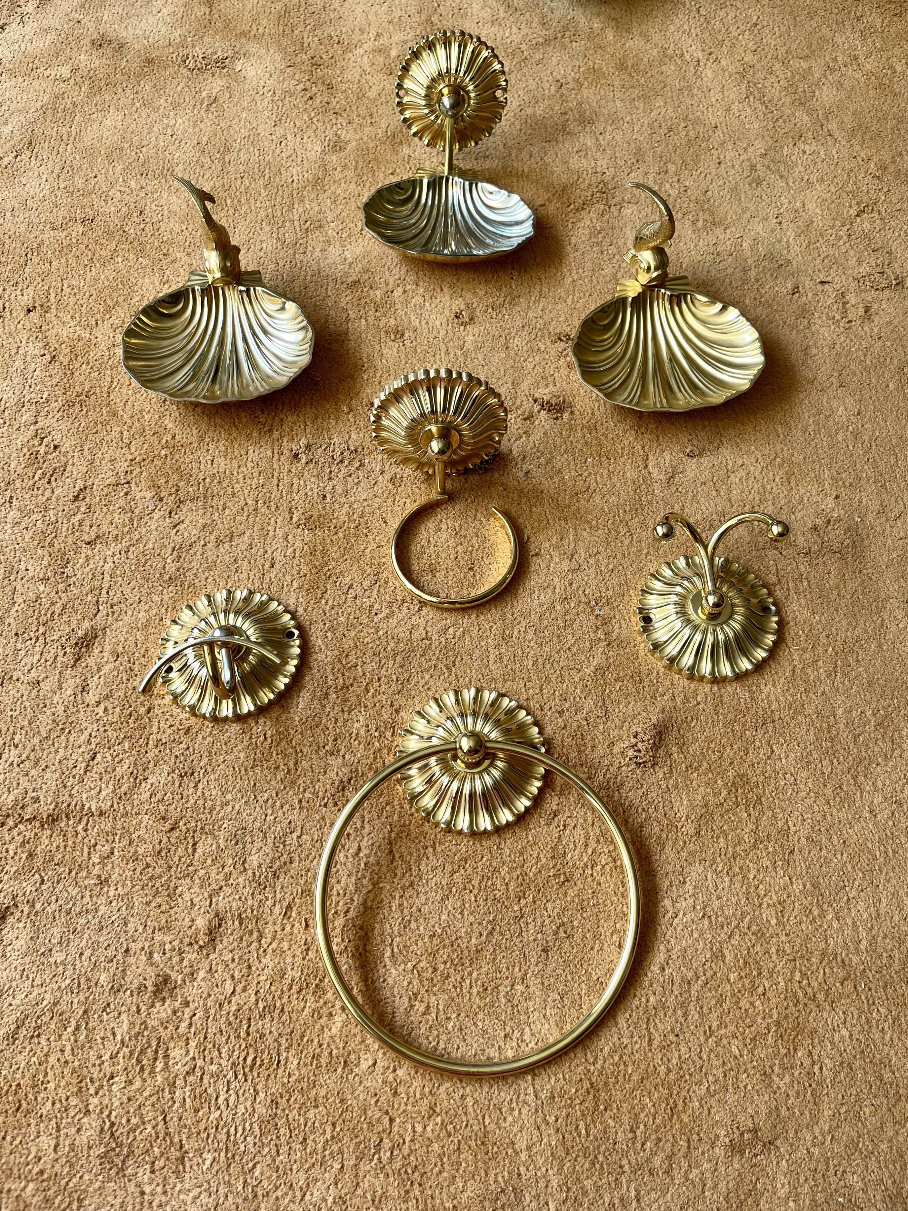 Bathroom set - Hooks/soap dish/towel holder