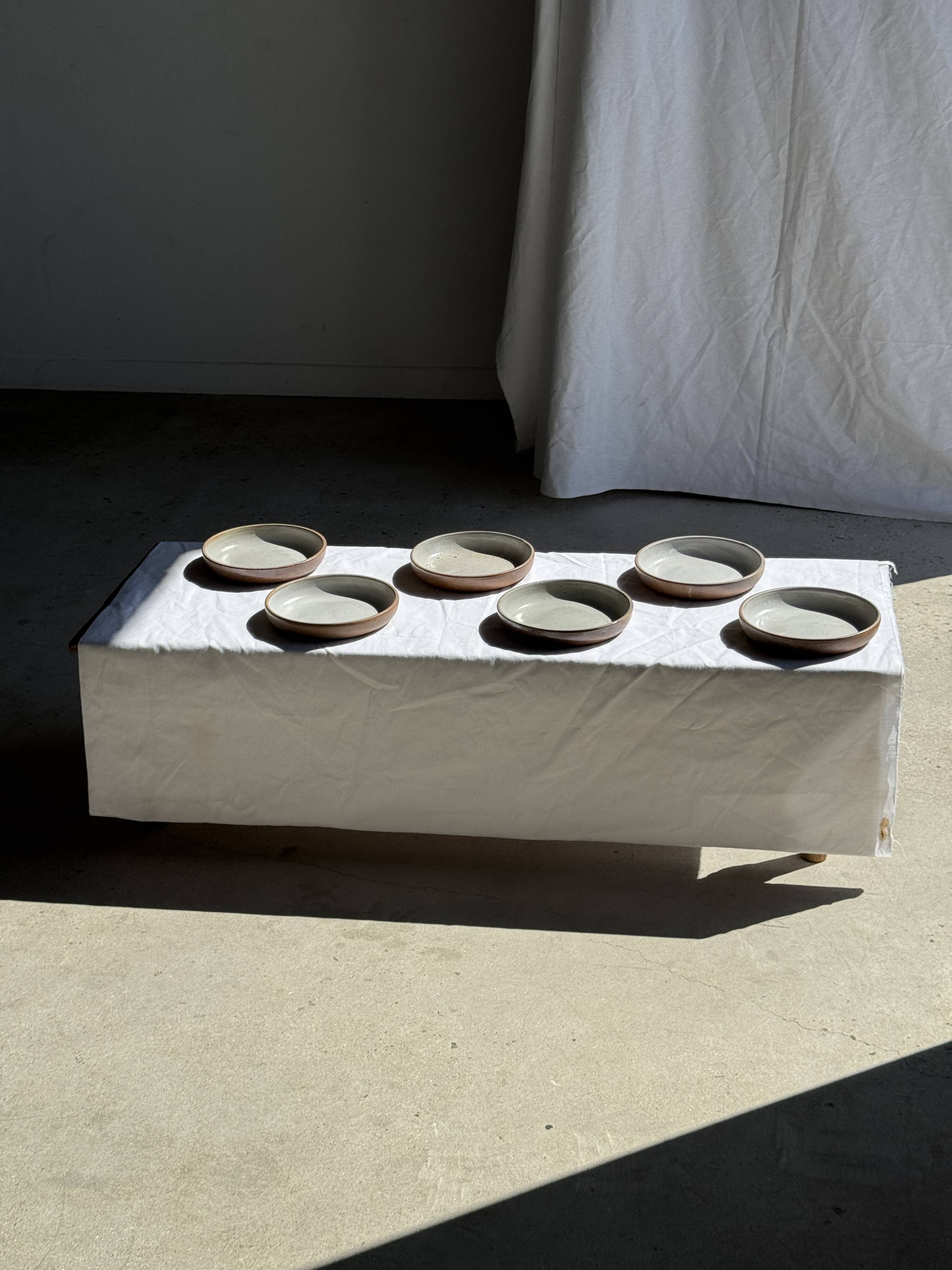Set of 6 handmade ceramic deep plates in glazed beige D19.5 H4