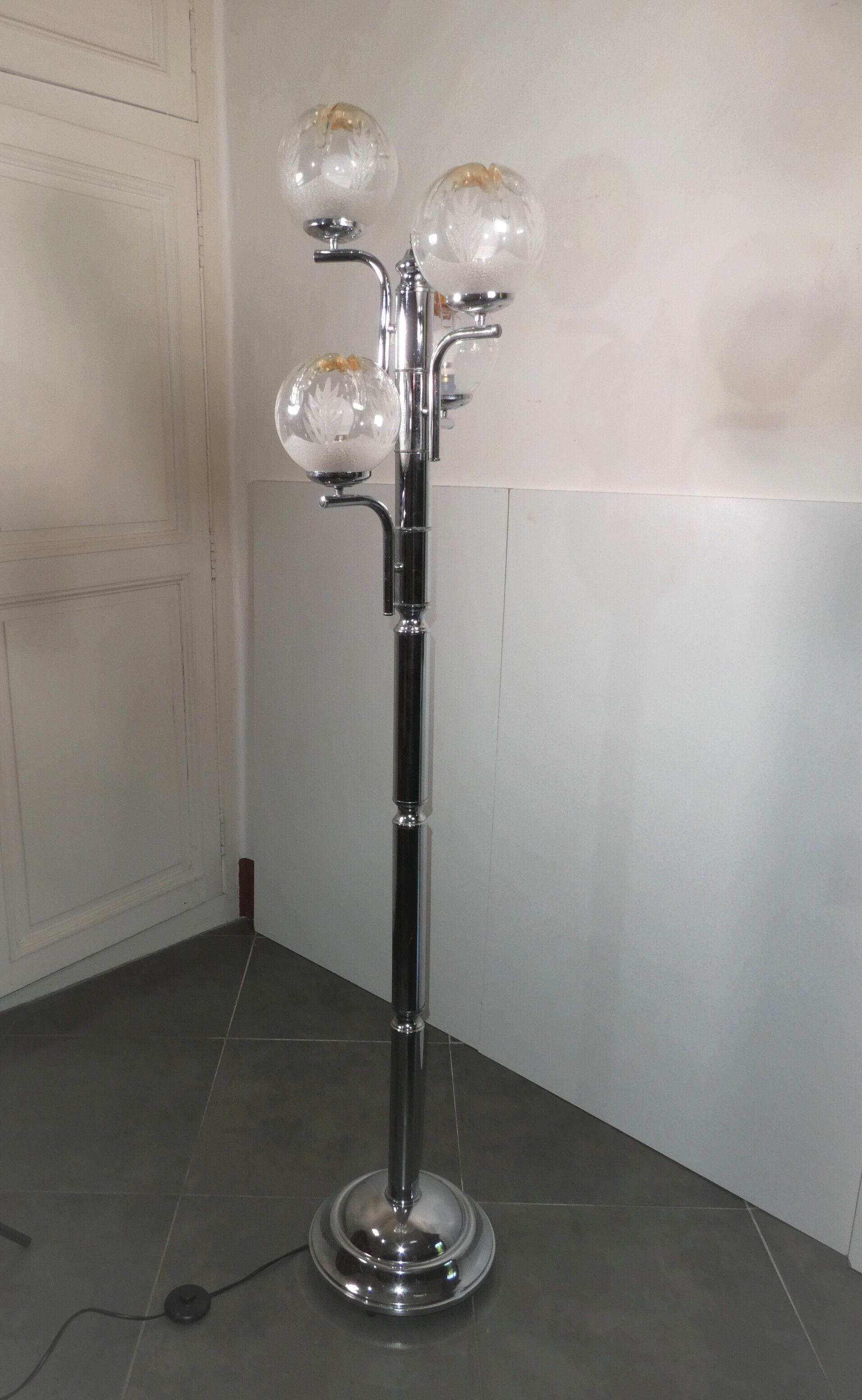 Italian design floor lamp