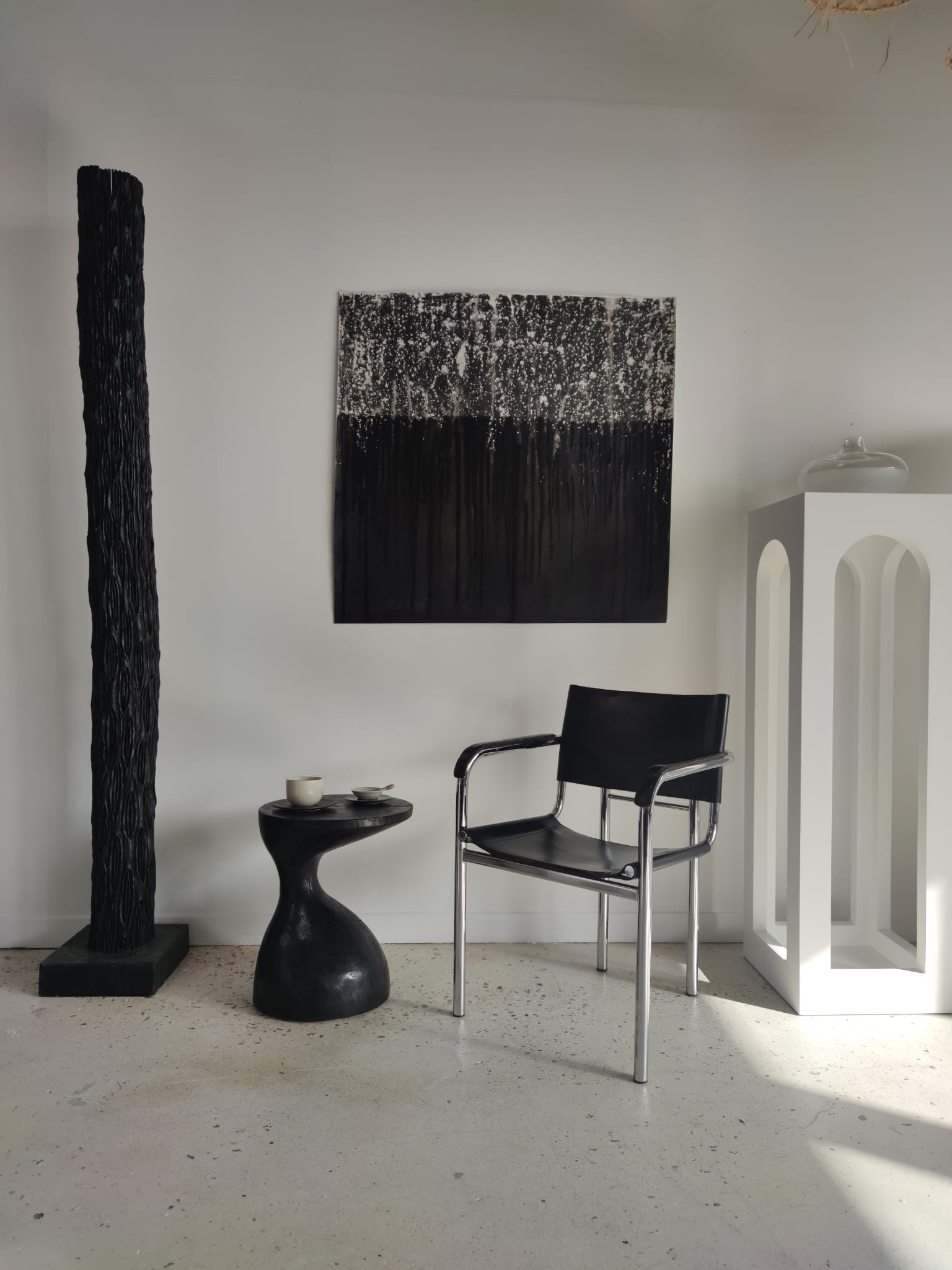 Sofa end in solid wood monoxyl organic shape black color