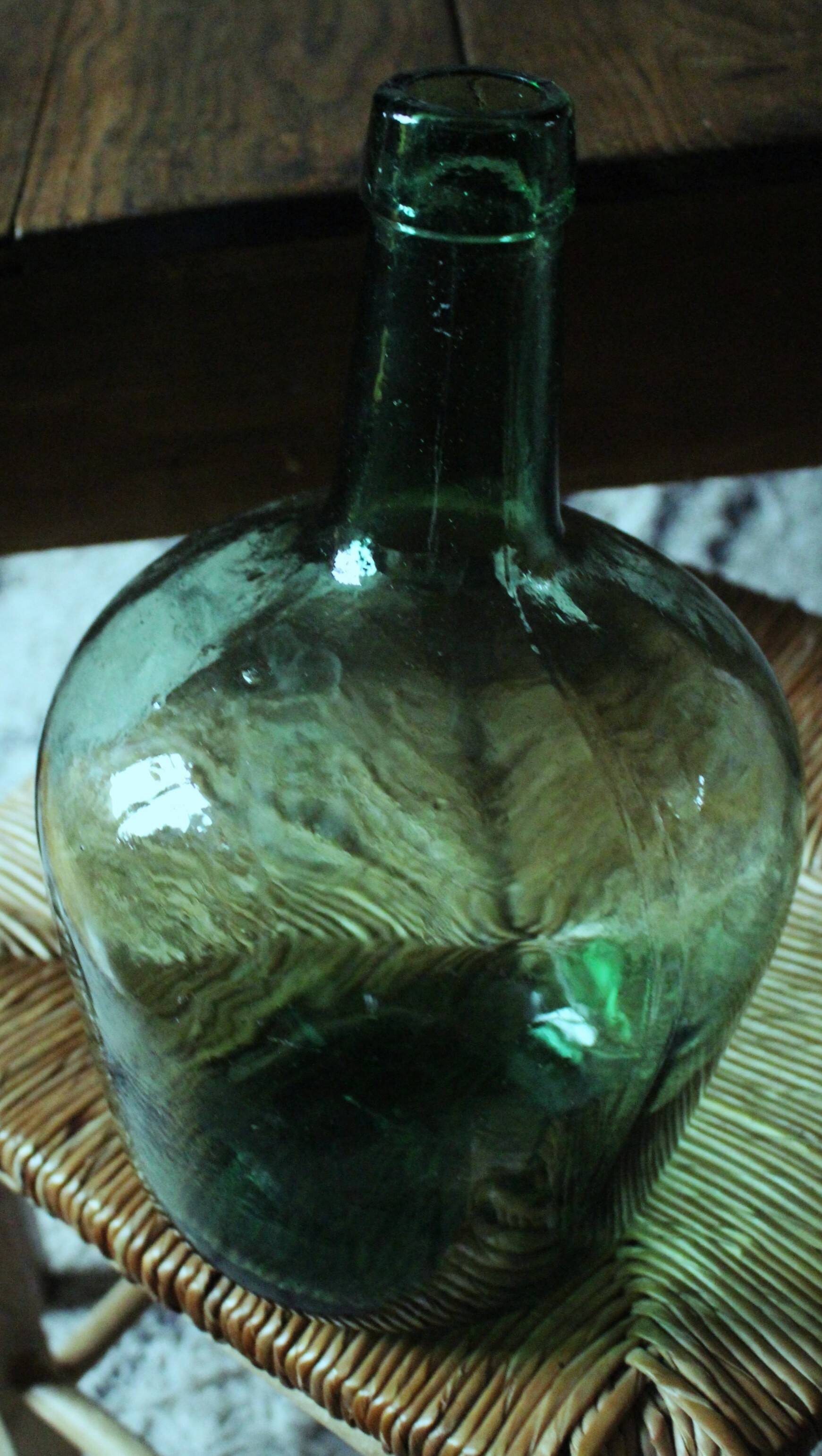 Bonbonne dame jeanne Viresa verre vert