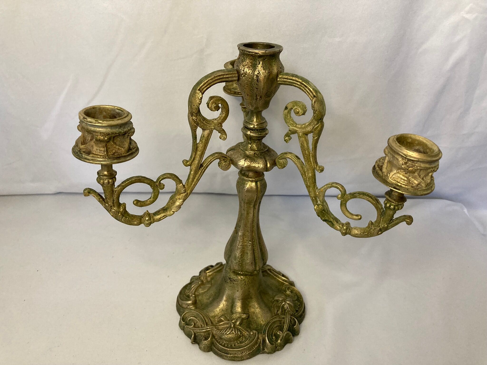 Old three-pointed bronze chandelier early twentieth century