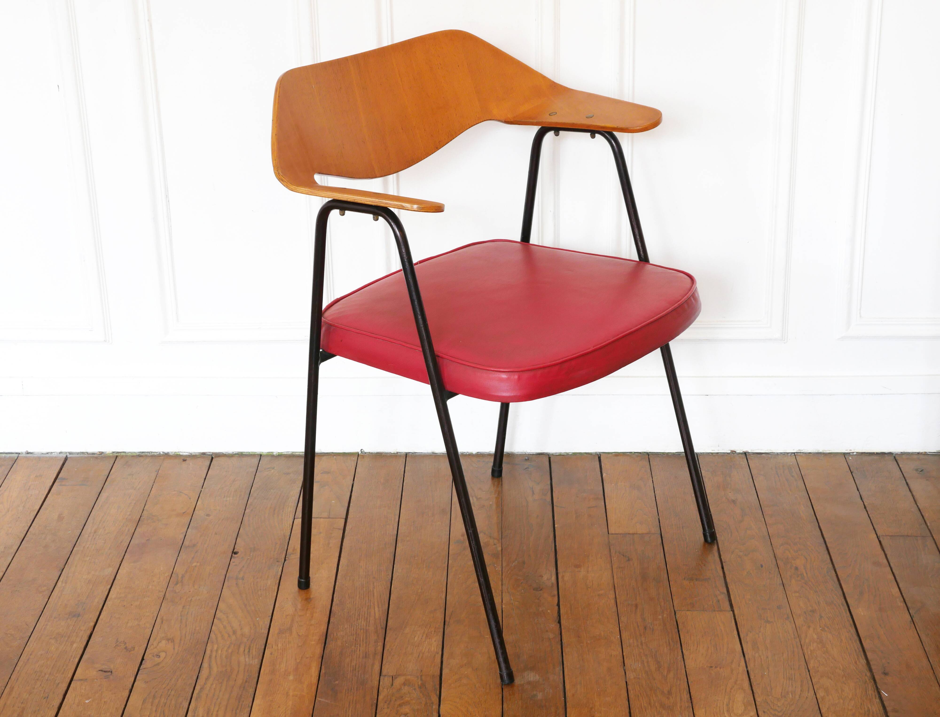 Armchair – robin day – model 675 – airborne – circa 1950