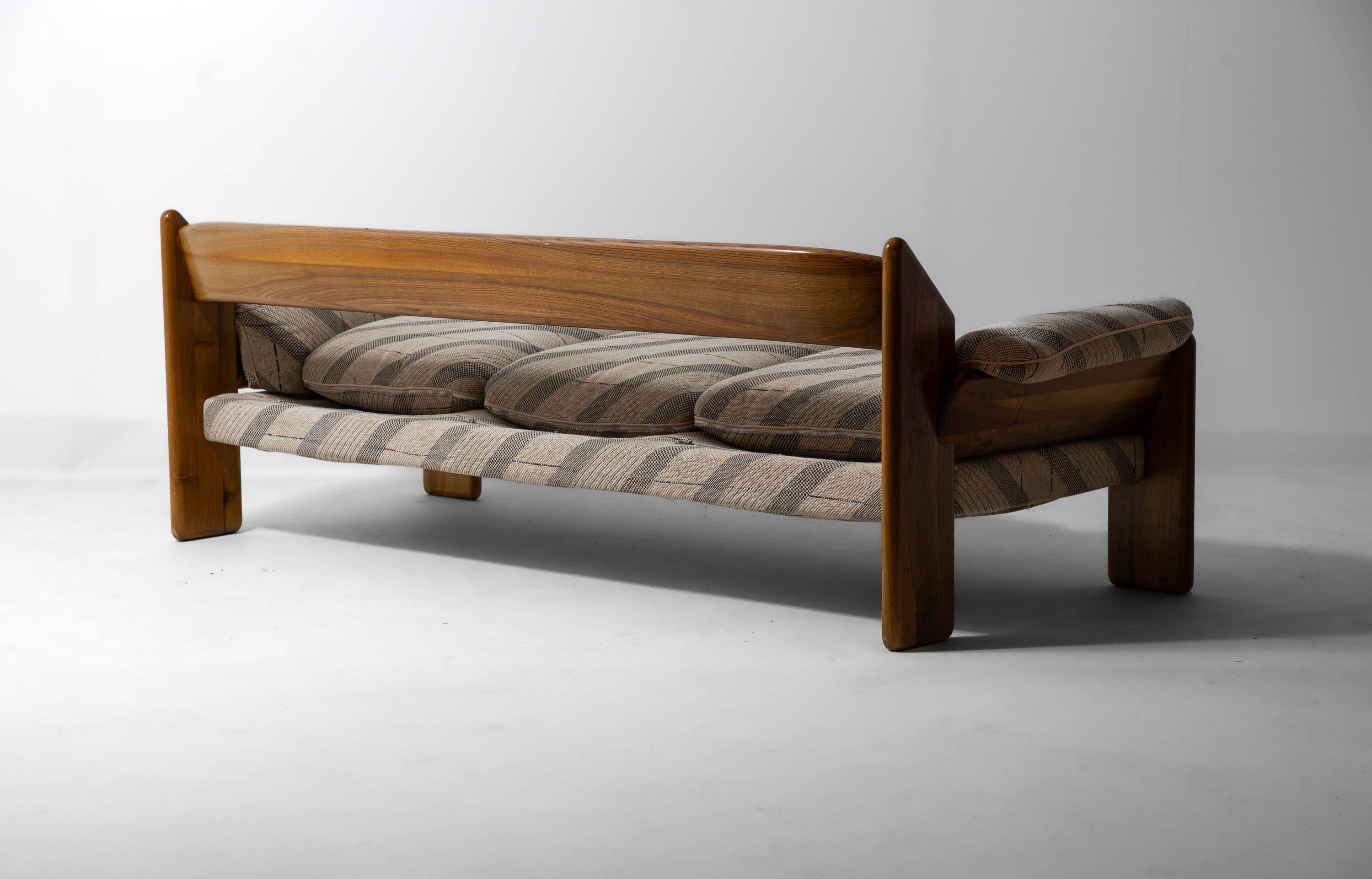 Vintage 'Sapporo' sofa by Mobil Girgi, 1970s