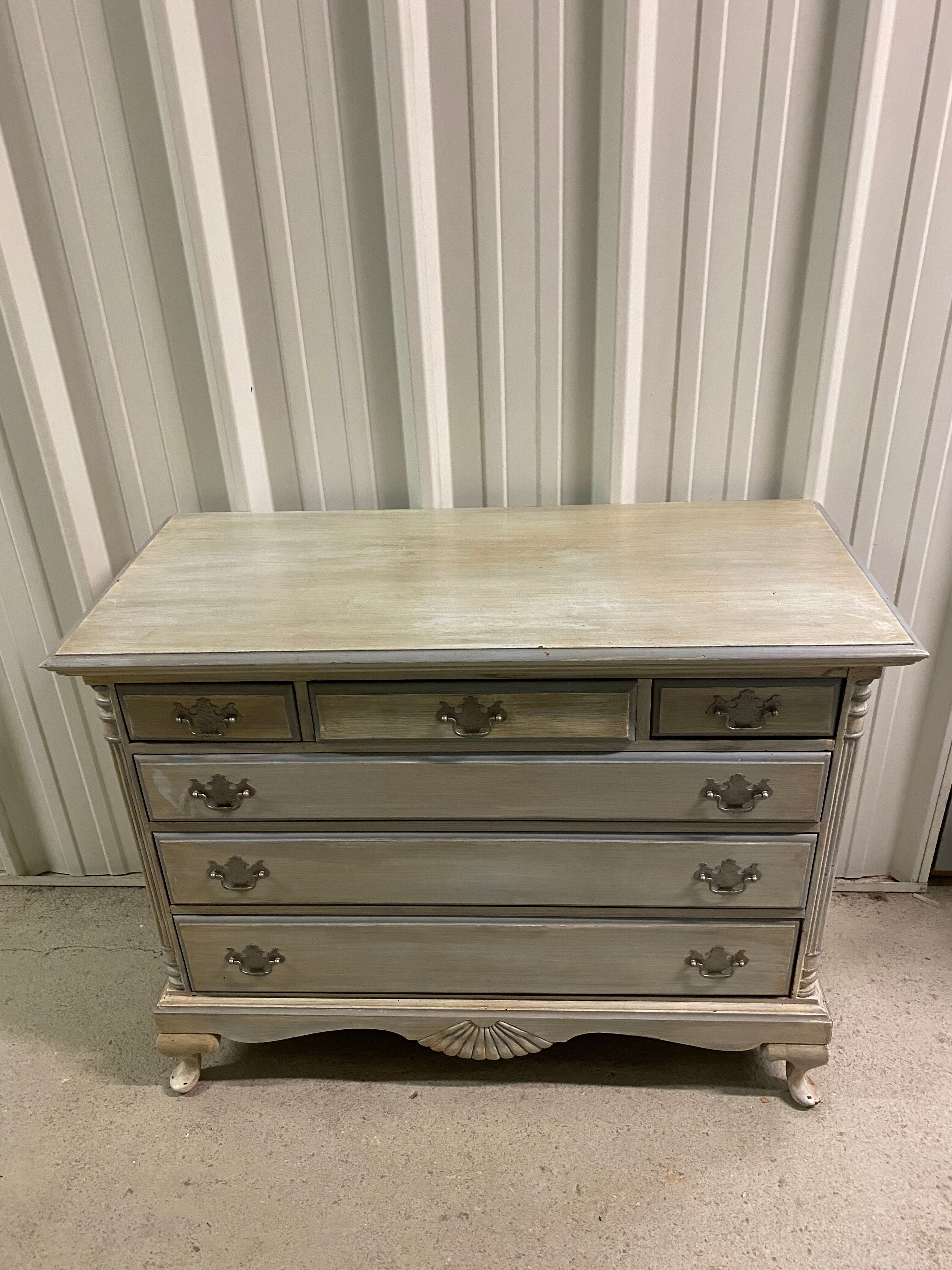 Painted chest of drawers