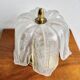 Lampe de table en laiton vintage et verre en forme de feuille
