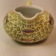 Cruche ou Pot à Lait en Porcelaine Jaune Chinoise Vintage. Signée