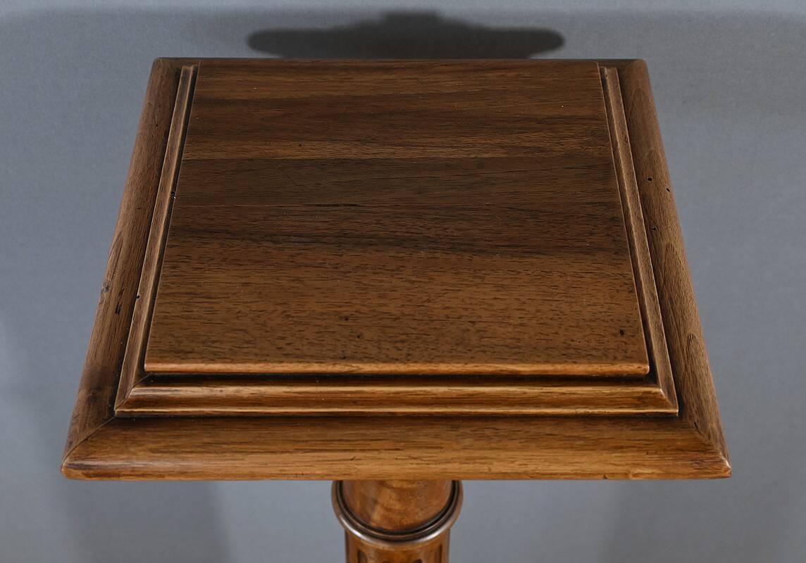 Walnut column, Louis XVI style – 1920