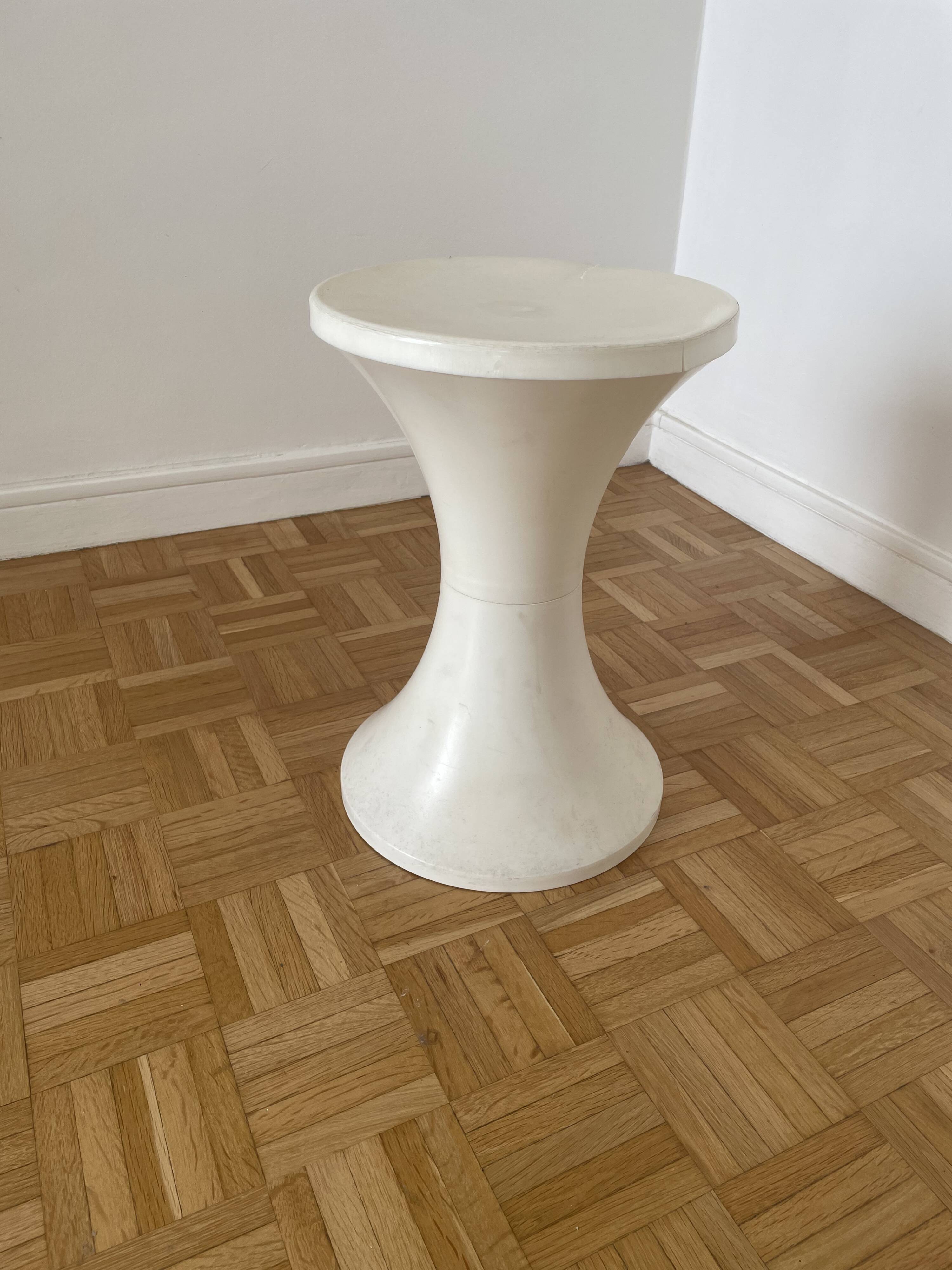 Tam tam stool