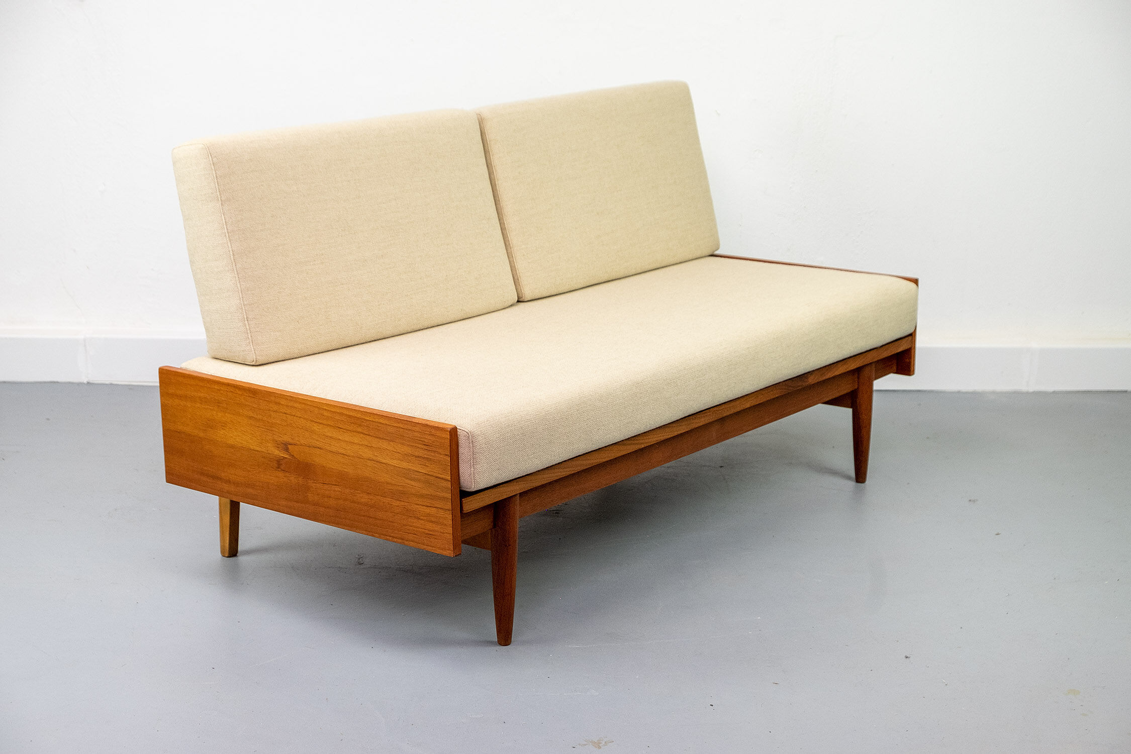 Vintage Teak Daybed/Sofa, 1960s