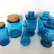Ensemble de 6 bocaux en verre bleu