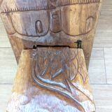Chaise à palabre africaine en bois massif – Motifs sculptés