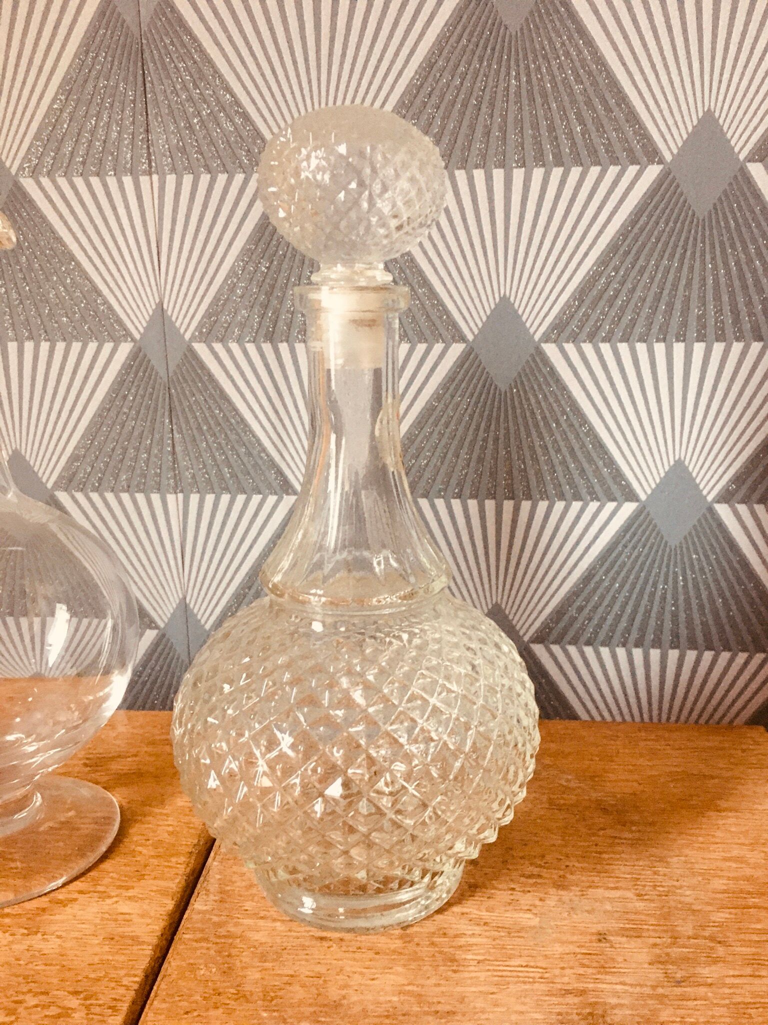 Lot of two carafes
