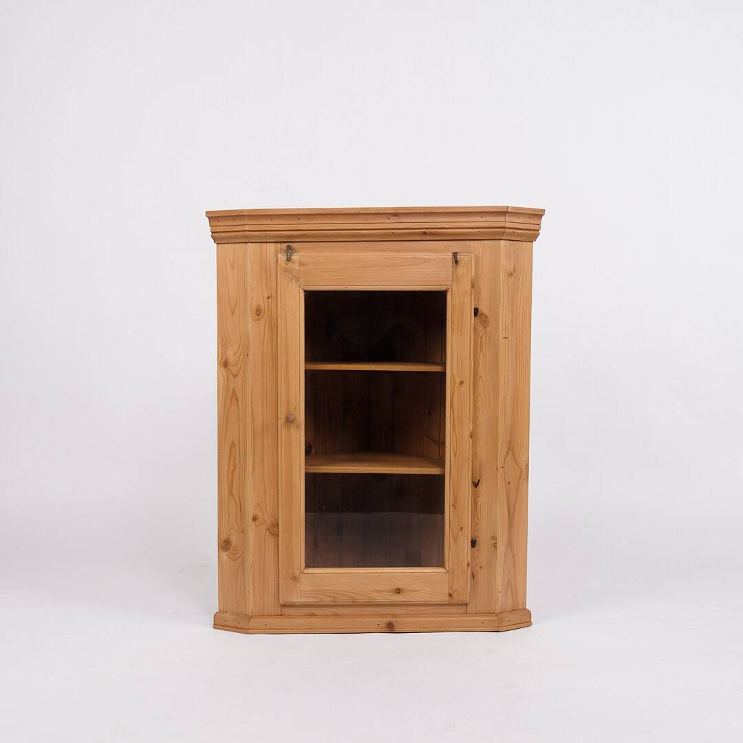 Hanging corner cabinet with glass door - pine - year 1890s