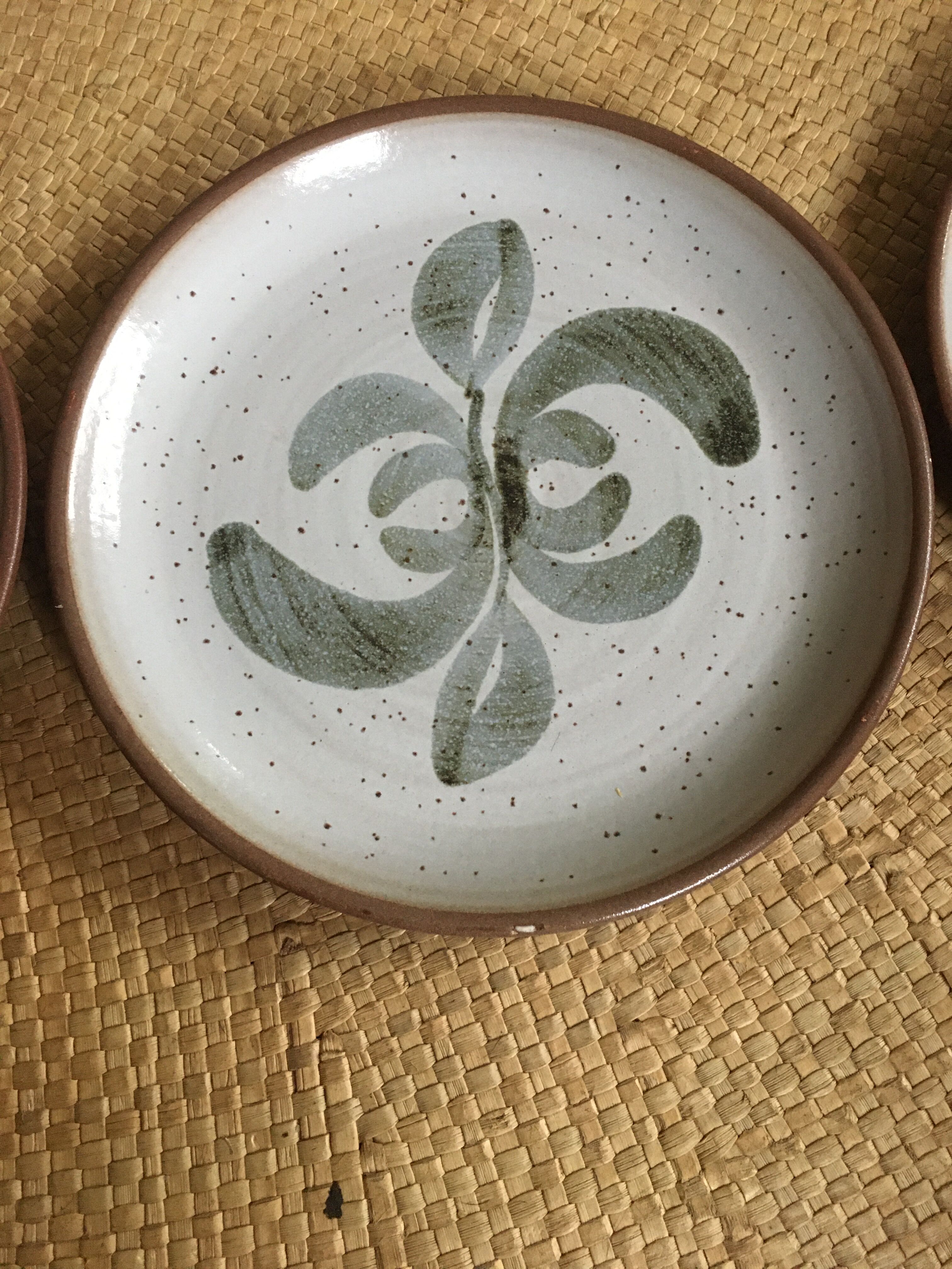 Series of 4 flat sandstone plates