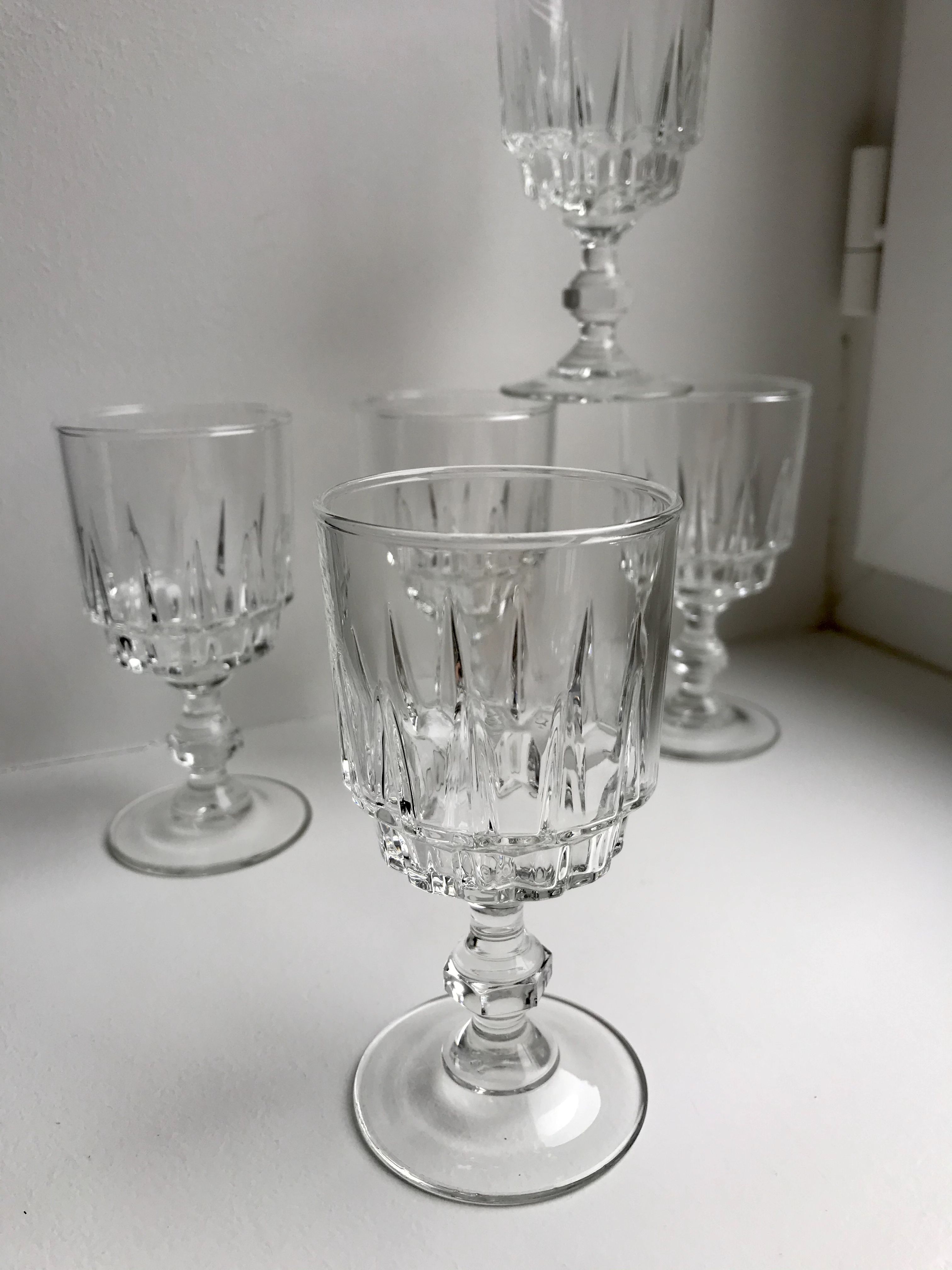 Set of 5 crystal wine glasses 50-60s