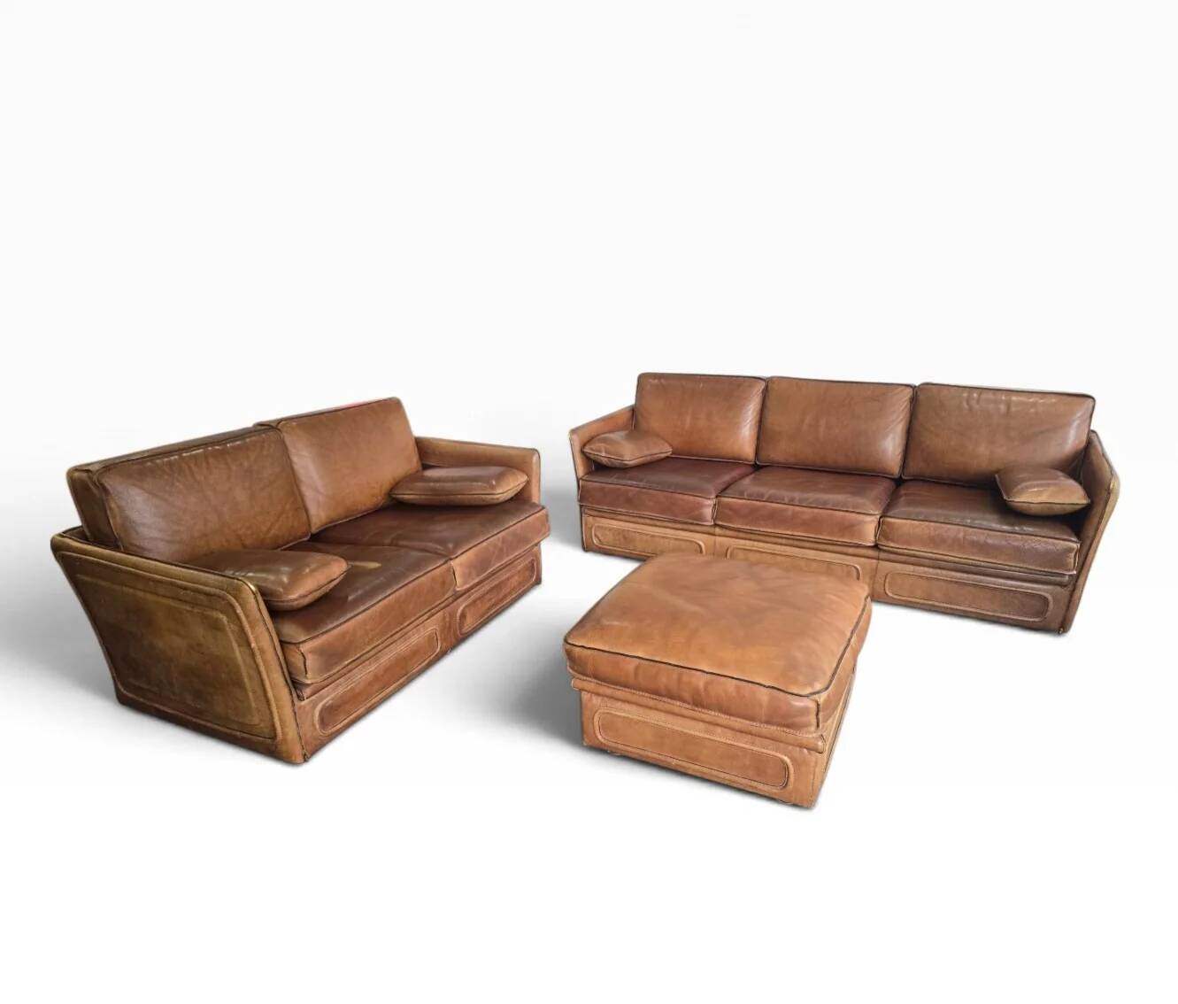 Roche Bobois vintage lounge from the 80s – cognac buffalo leather – 2 sofas + pouf